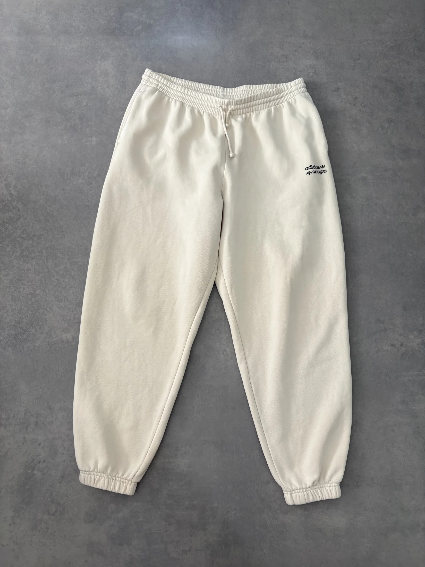 Adidas XL