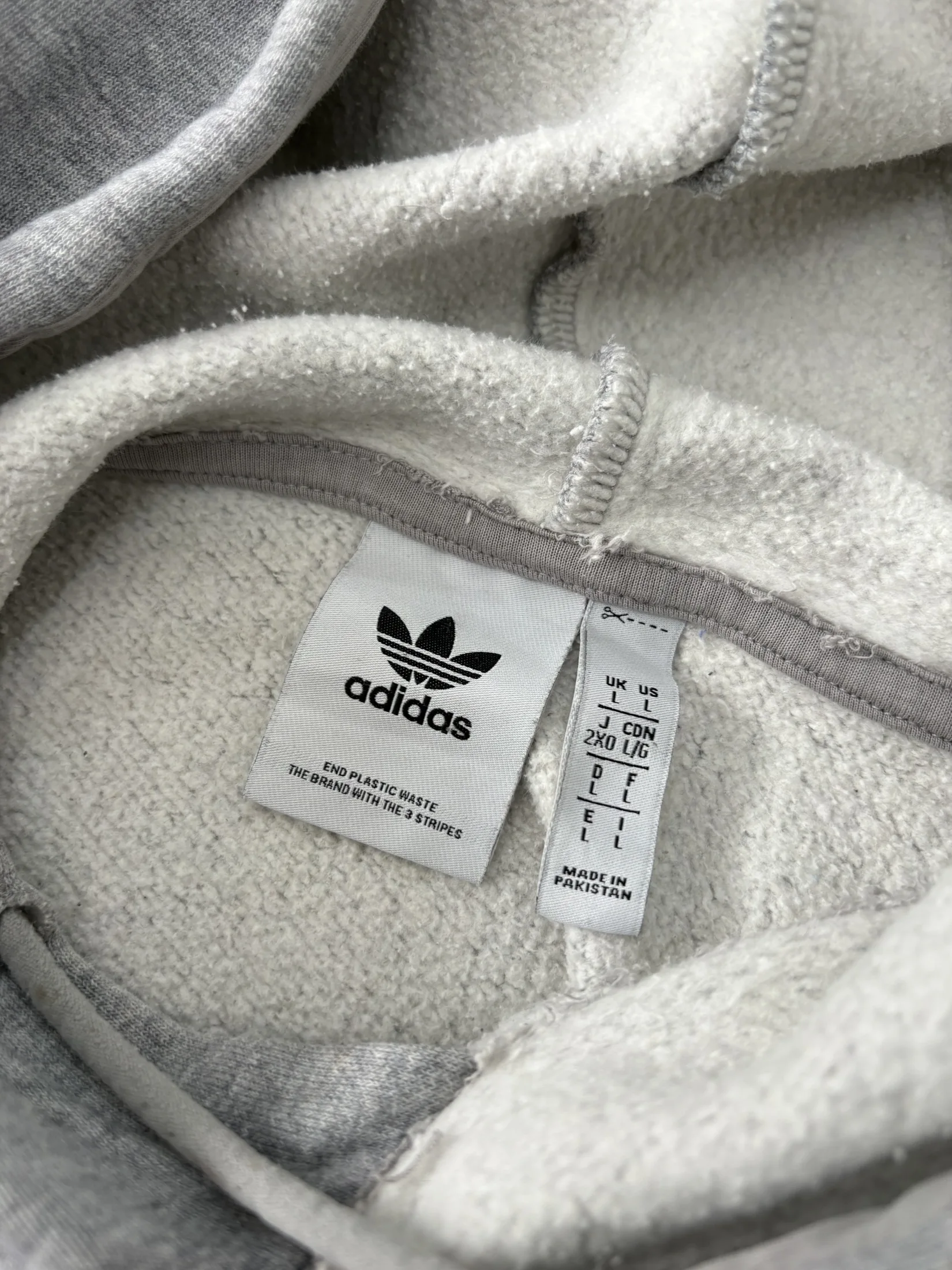 Adidas XL