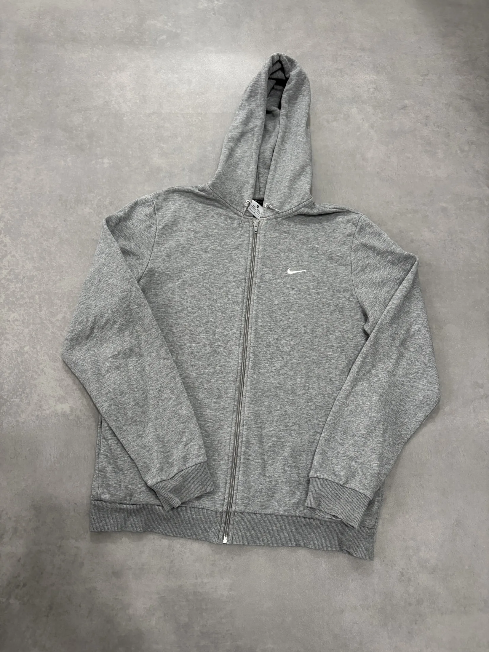 Nike M
