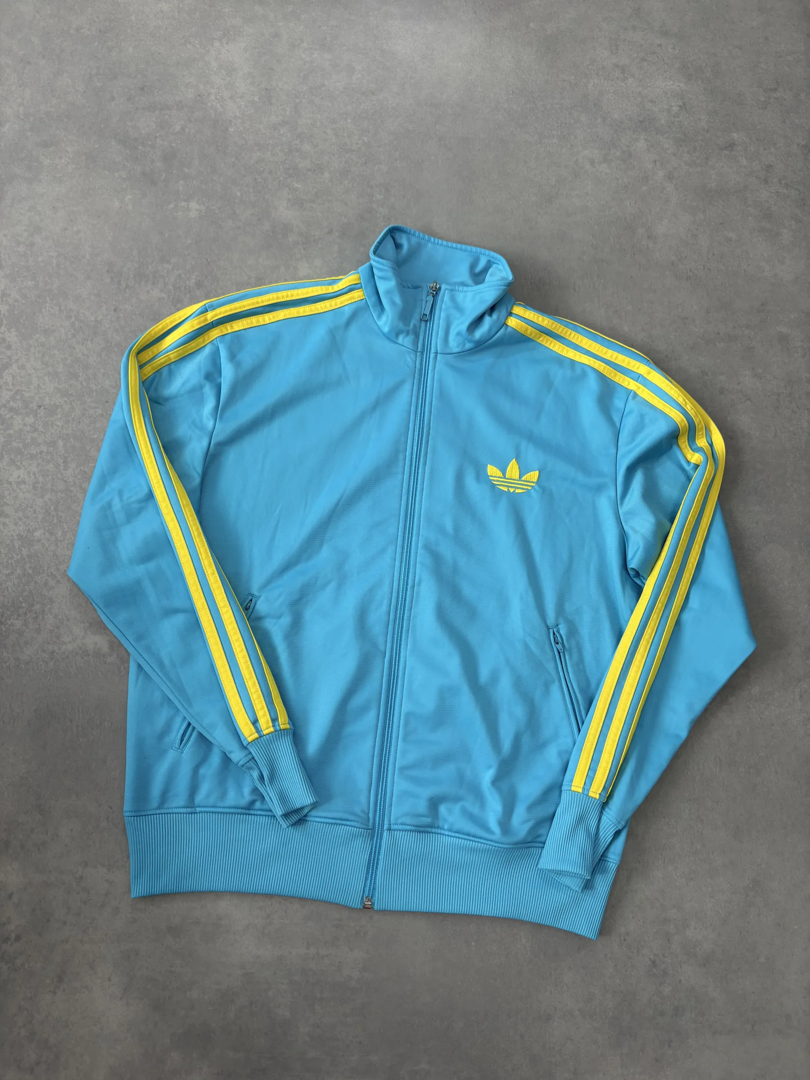 Adidas L