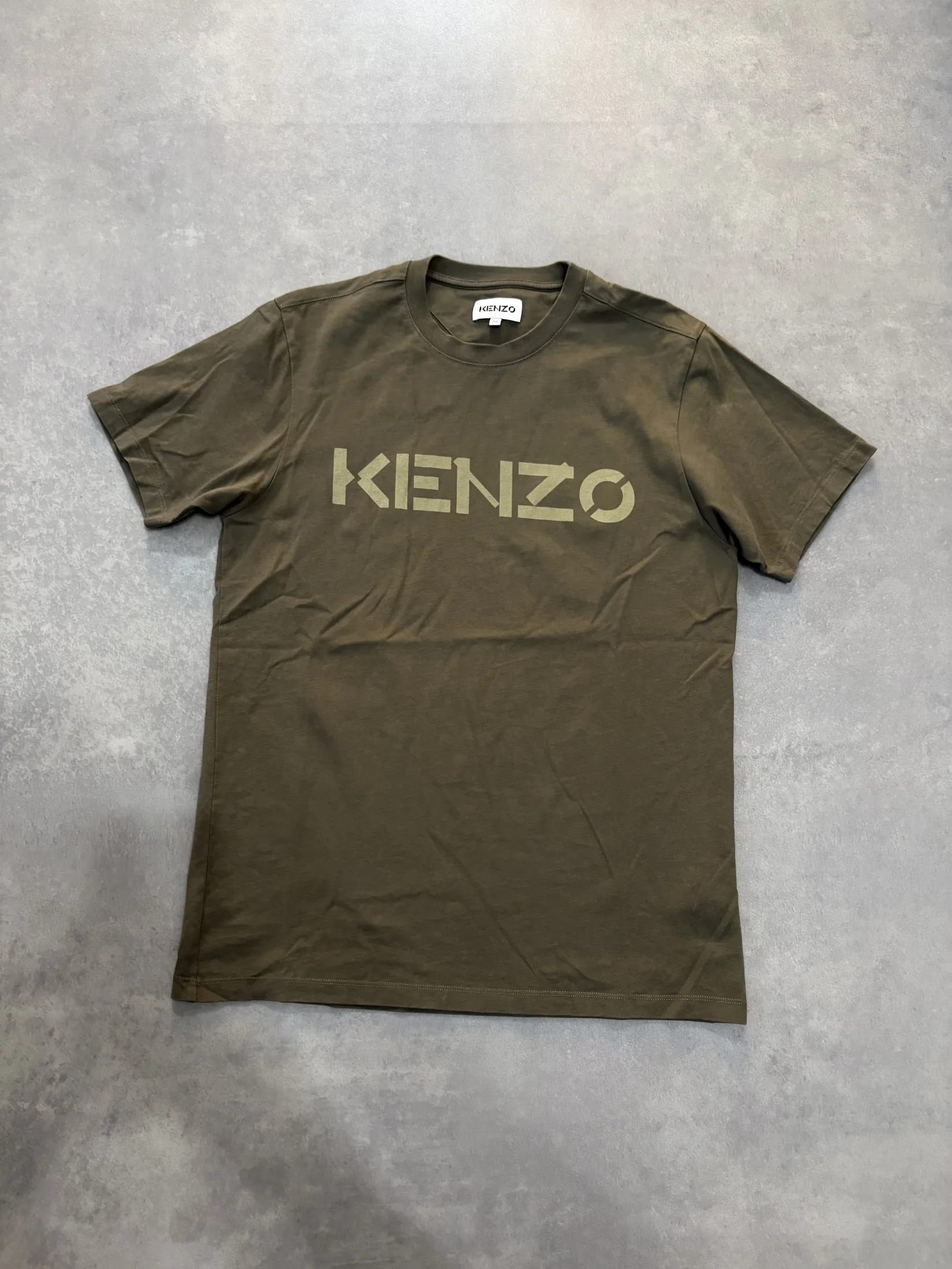 Kenzo M