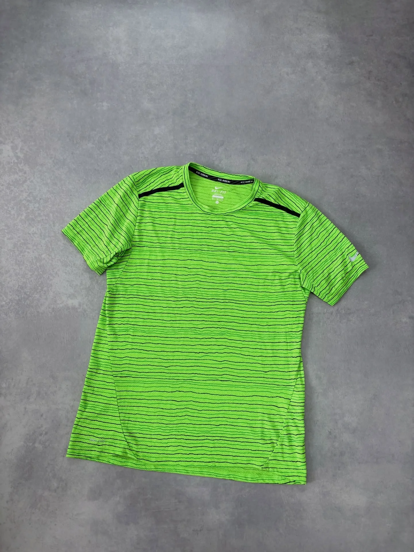 Nike M