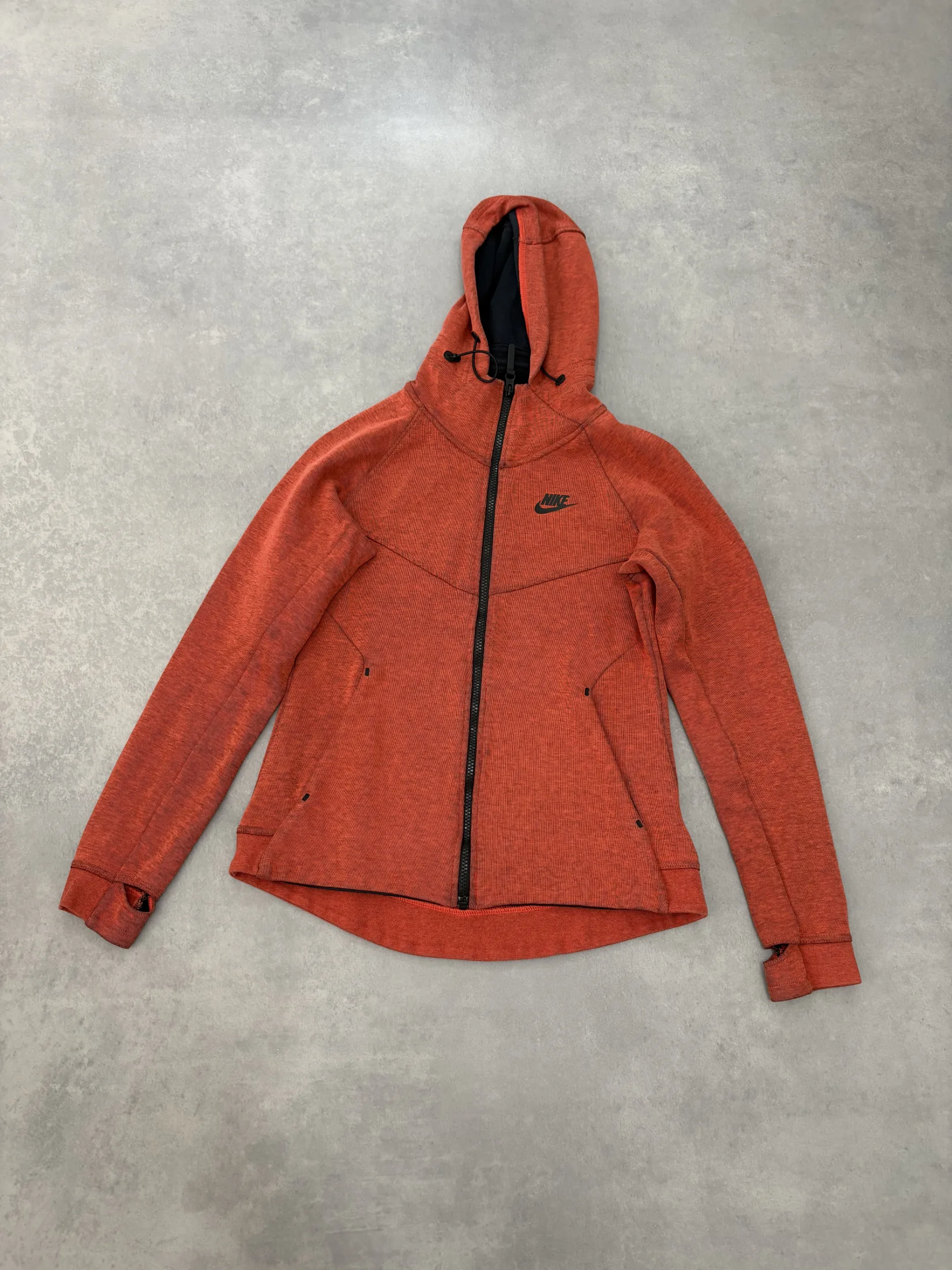 Nike S