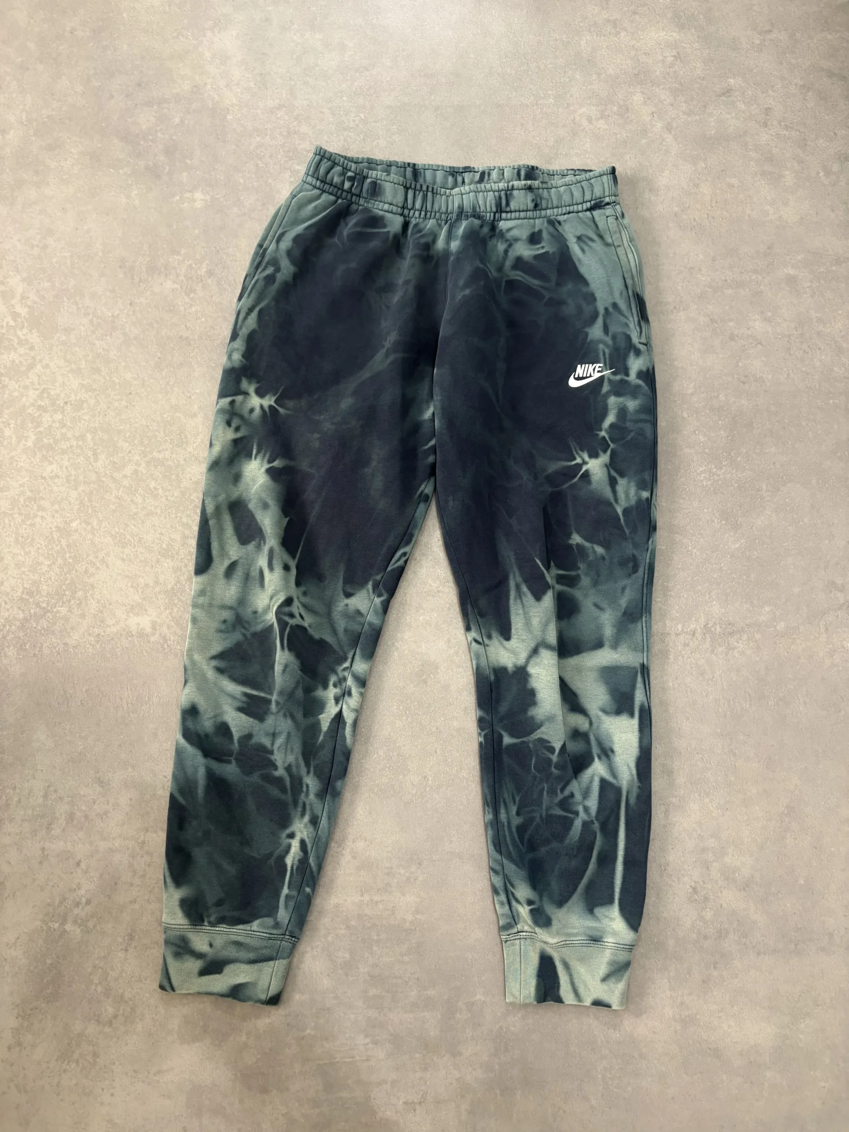 Nike S-M