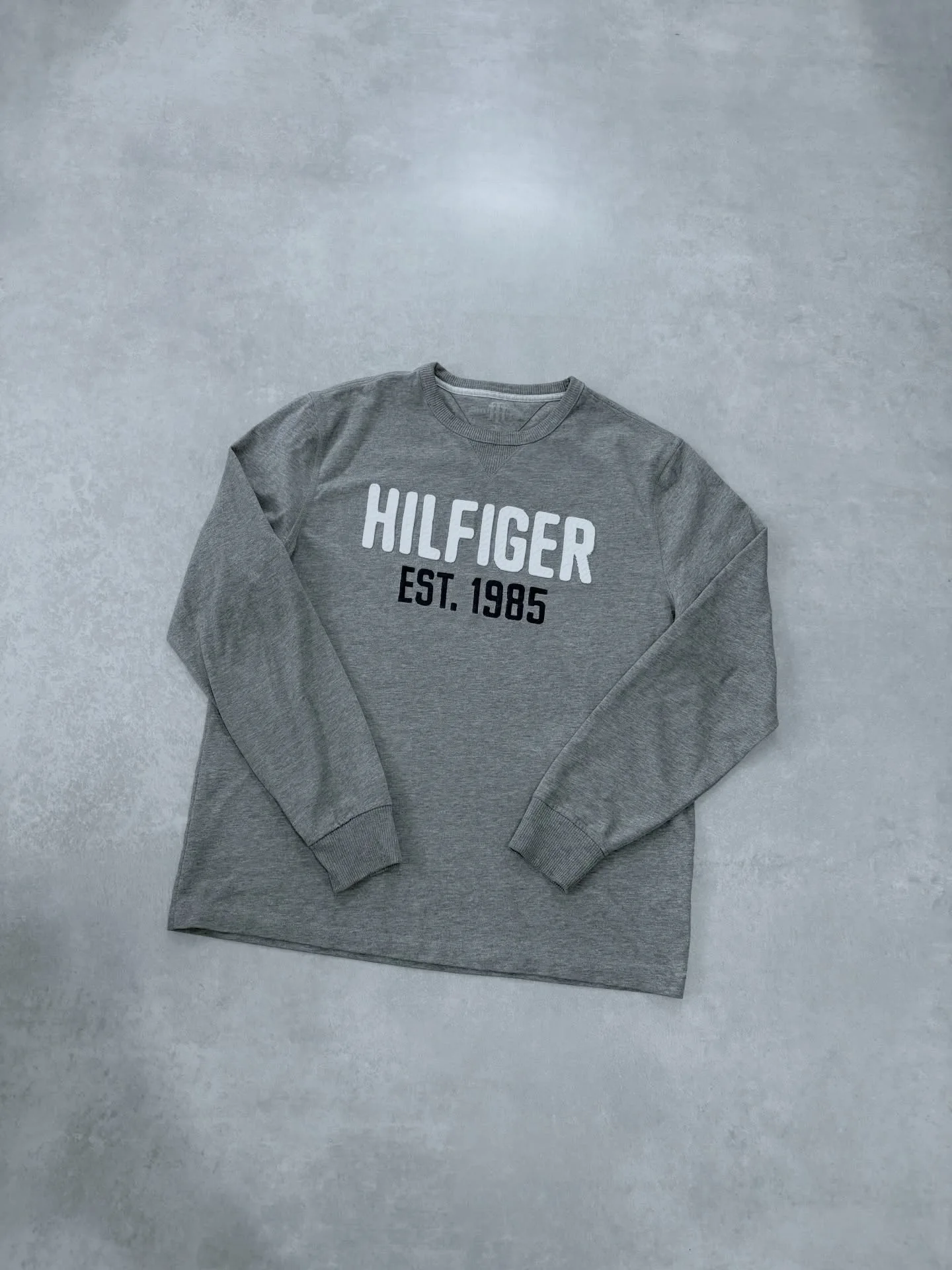 Tommy Hilfiger L