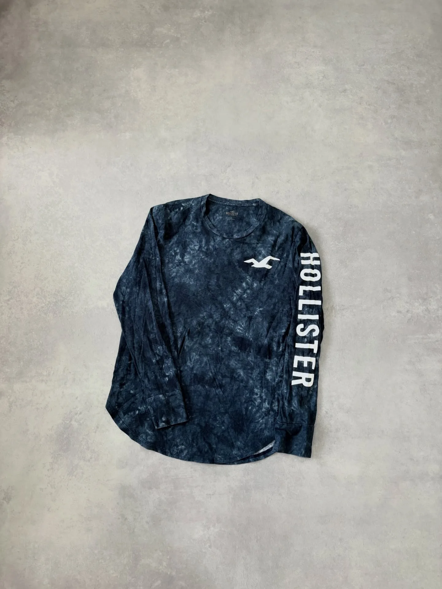 Hollister M