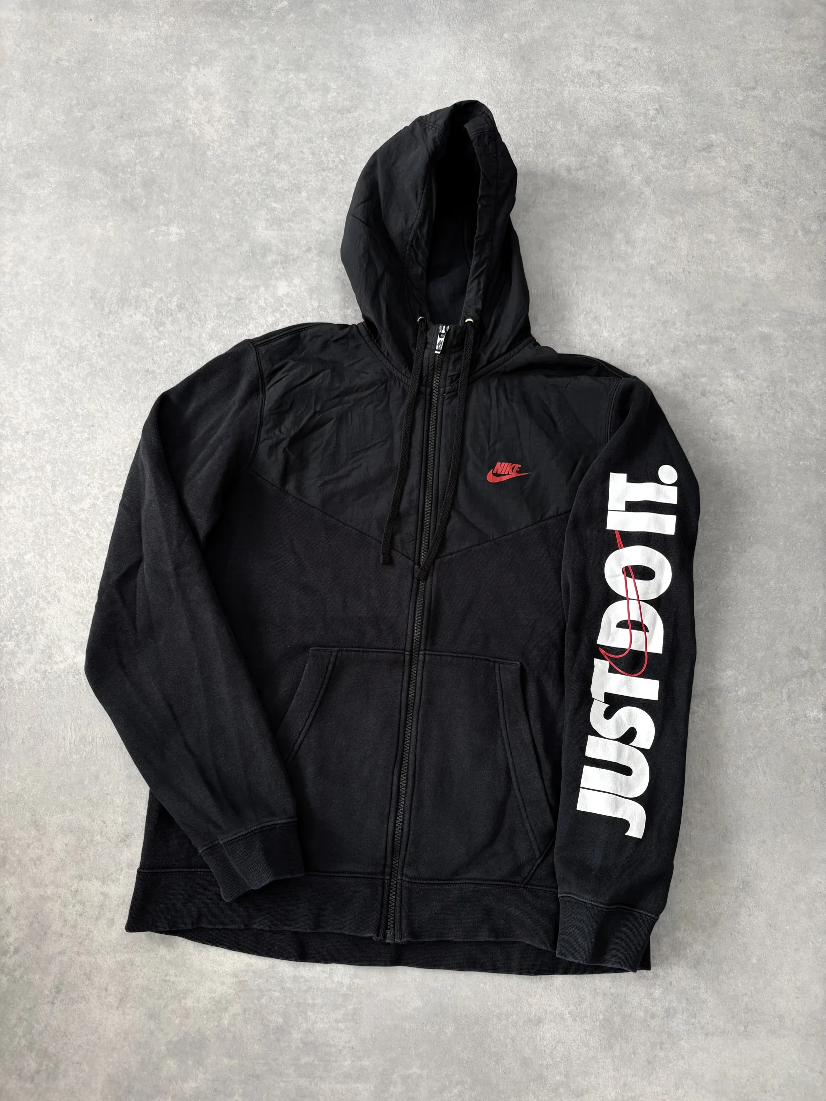 Nike M