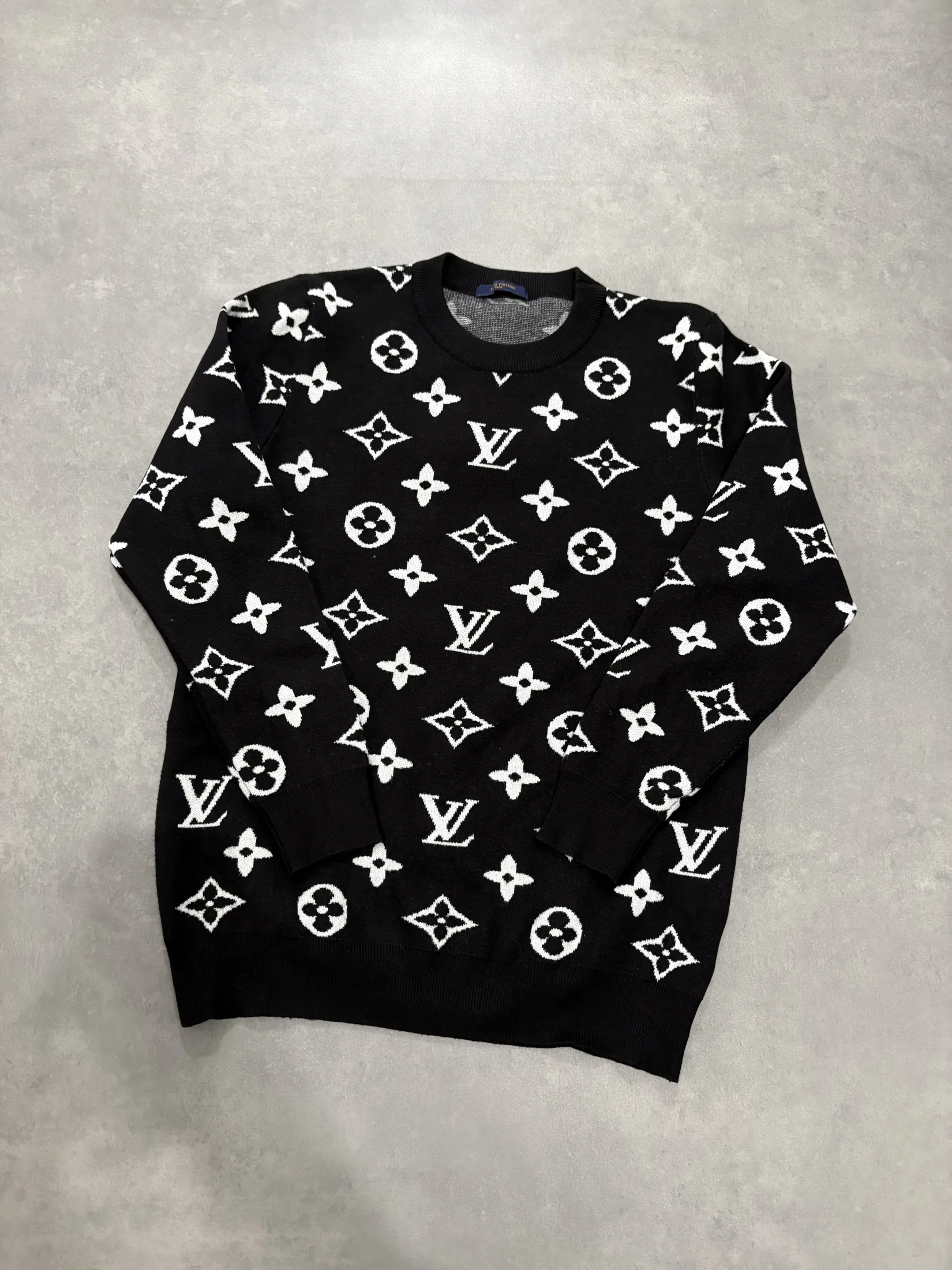 Louis Vuitton M