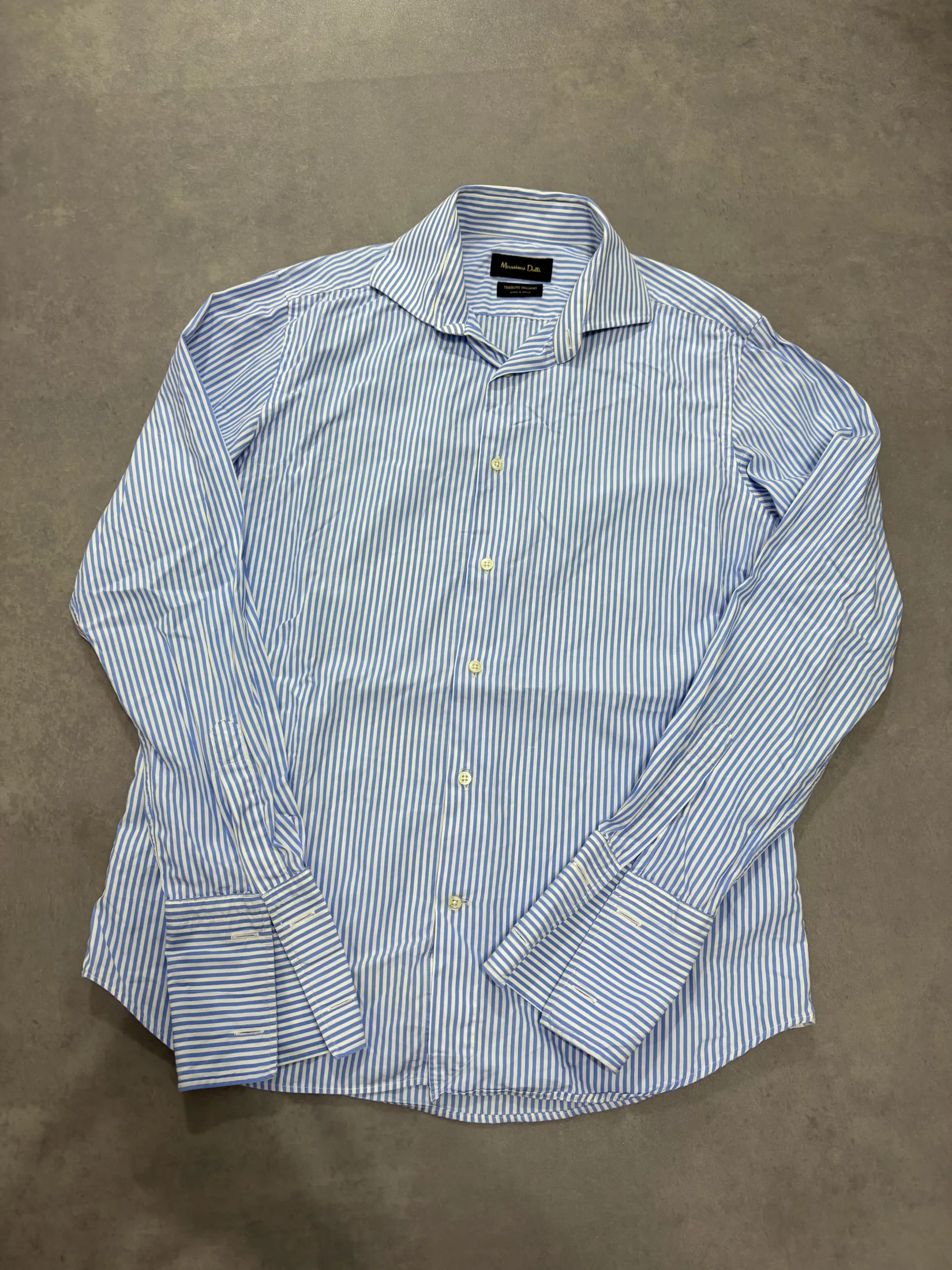 Massimo Dutti M