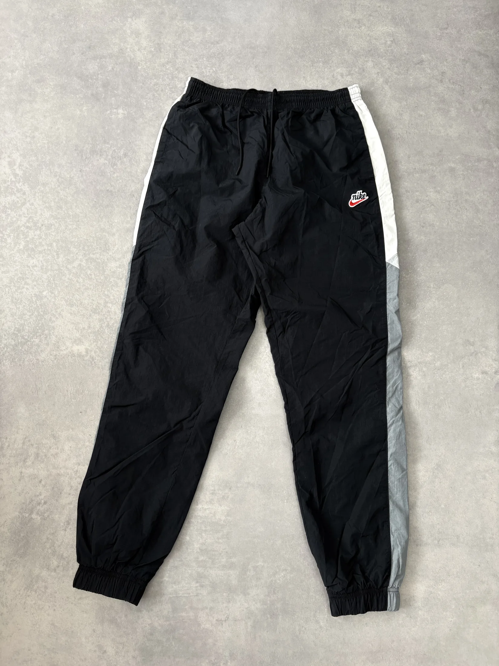 Nike M
