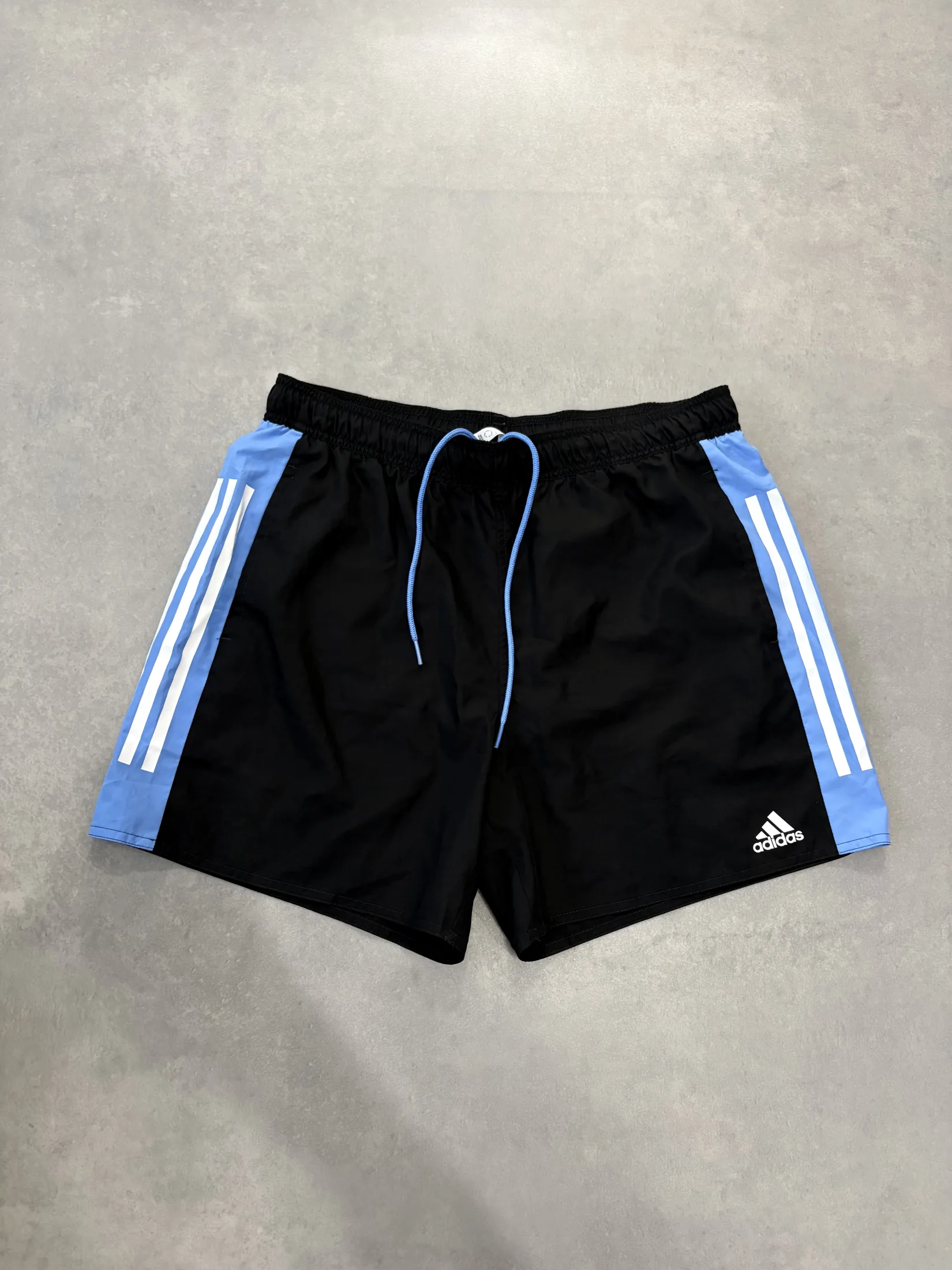 Adidas L