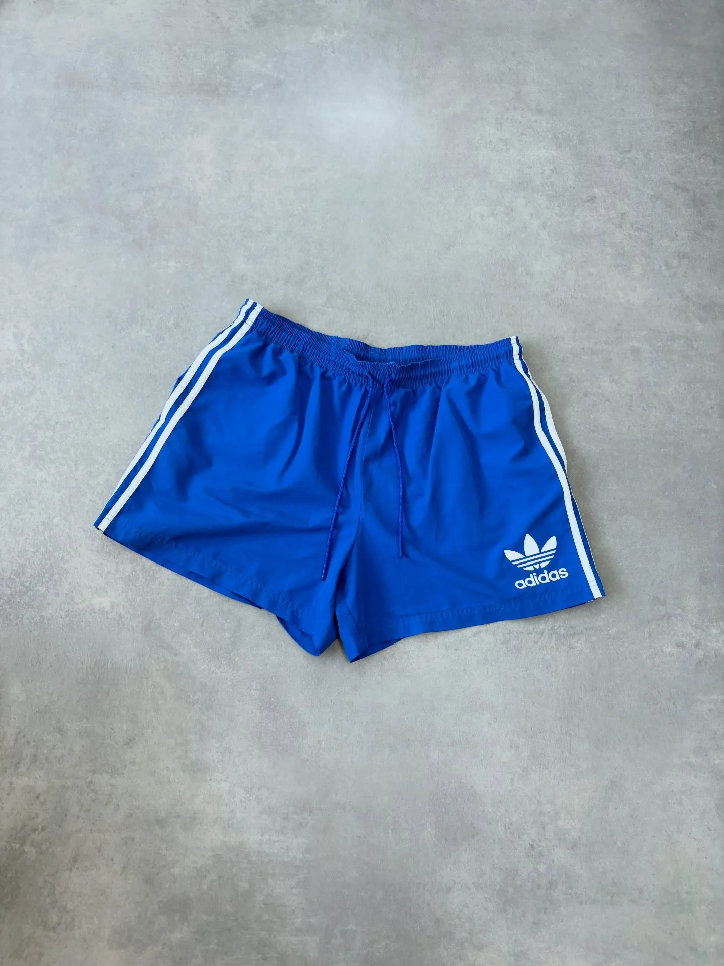 Adidas XL