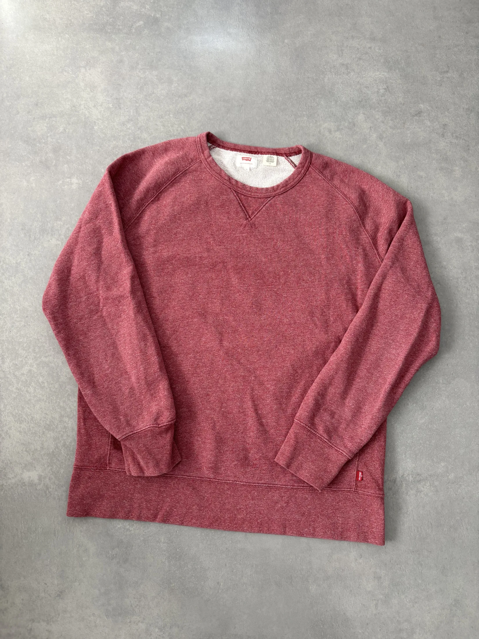 Levis L